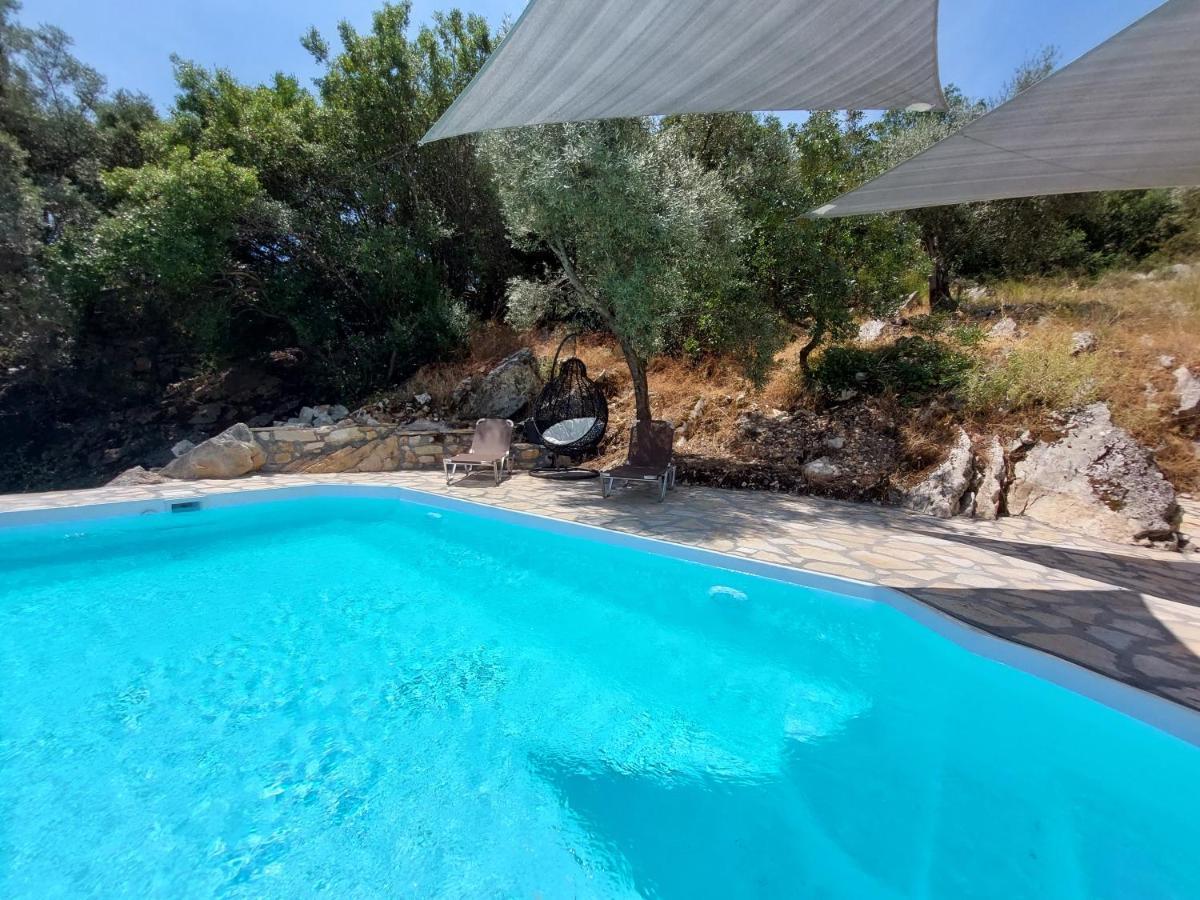 Villa Sunrise With Stunning Views And Private Pool Katokhorion  Exterior photo